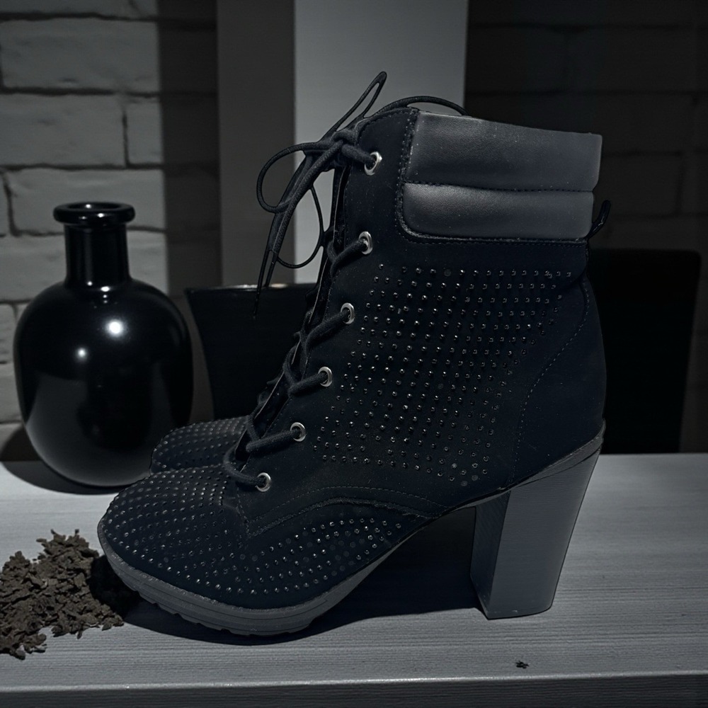 Y2K 🖤Grunge Fairycore Rhinestone Combat Boots - Andiamo LaceUp Heeled Bootie 10